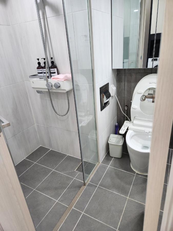 Daegu Star B&B Dsr Hotel Lily Guestroom Exterior foto