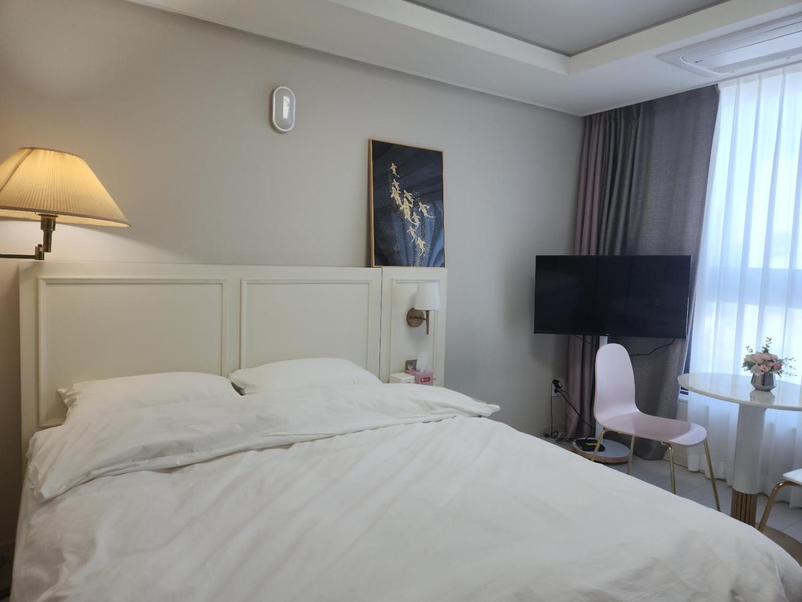 Daegu Star B&B Dsr Hotel Lily Guestroom Exterior foto